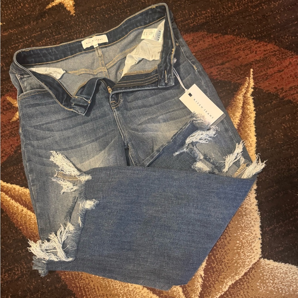 Women Blue High Rise Distressed Jeans